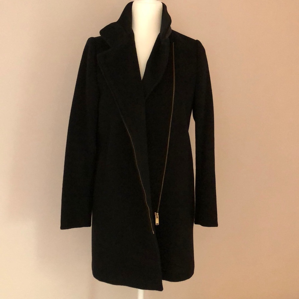 Shesmiss boutique coat